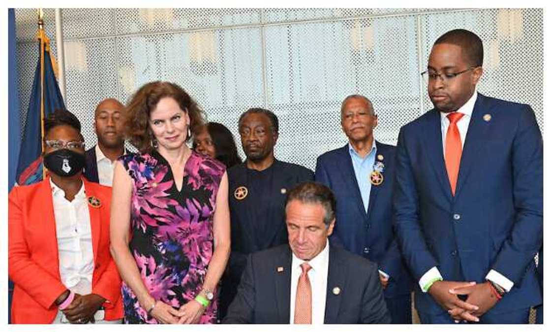 Andrew Cuomo with some state officials Andrew Cuomo with some state officials