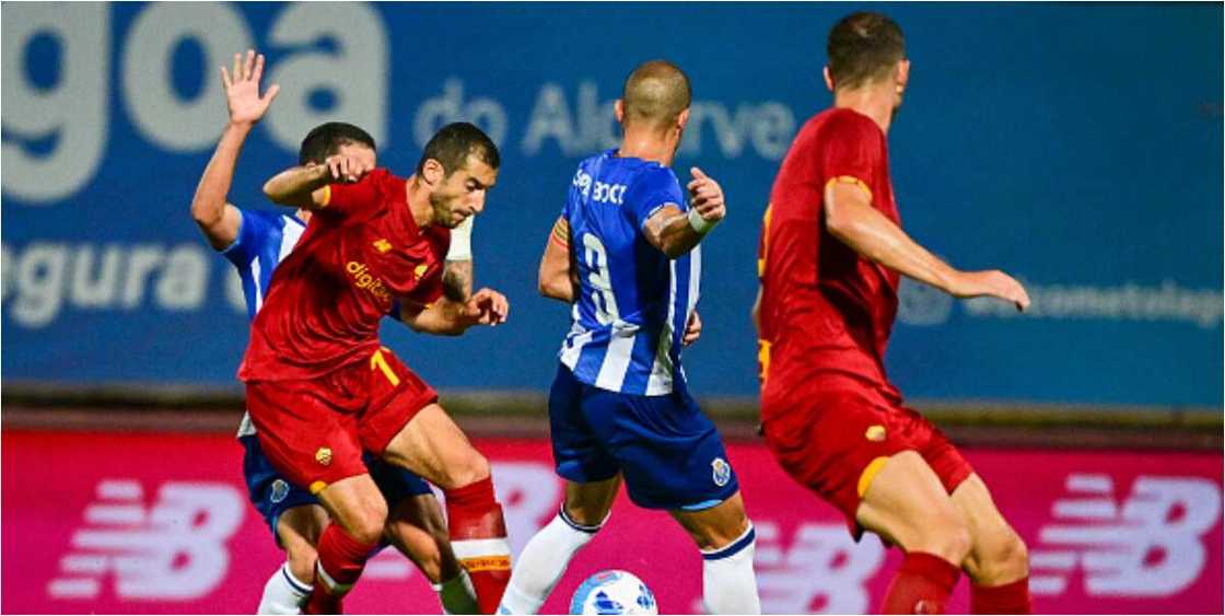 Portuguese Defender Causes Brawl Between Players During Pre-Season With Mourinho's Roma Portuguese Defender Causes Brawl Between Players During Pre-Season With Mourinho's Roma