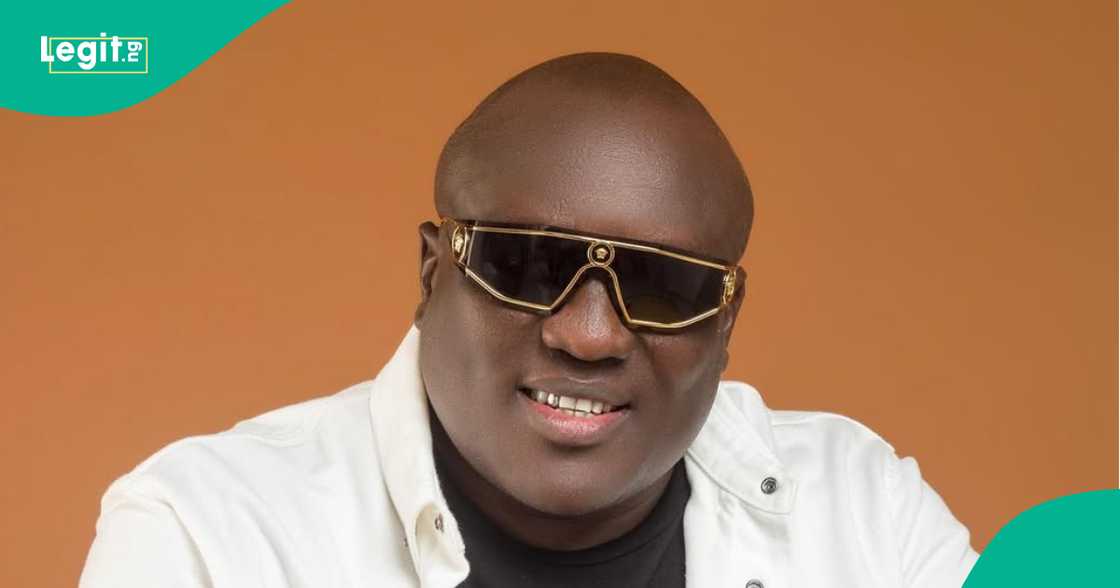 Portable sends critics of his apology to the gallows. Portable sends critics of his apology to the gallows.