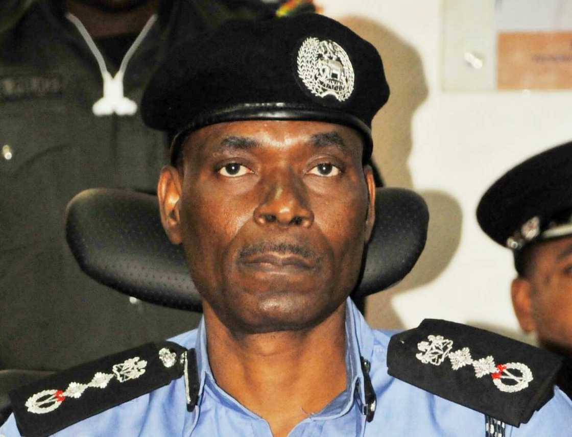 Police arrest 48 notorious bandits, recover 15 AK-47 rifles Police arrest 48 notorious bandits, recover 15 AK-47 rifles