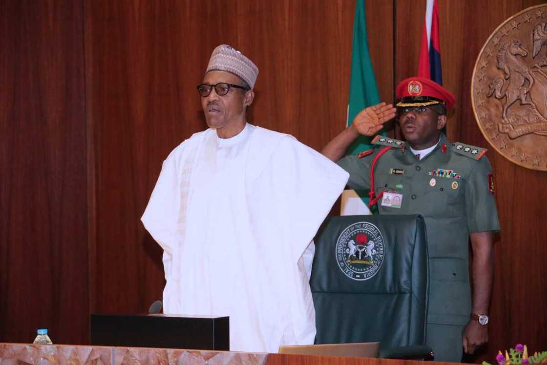 Yanzu Yanzu: Buhari, Lalong, Dalung da malaman addini na ganawar sirri Yanzu Yanzu: Buhari, Lalong, Dalung da malaman addini na ganawar sirri