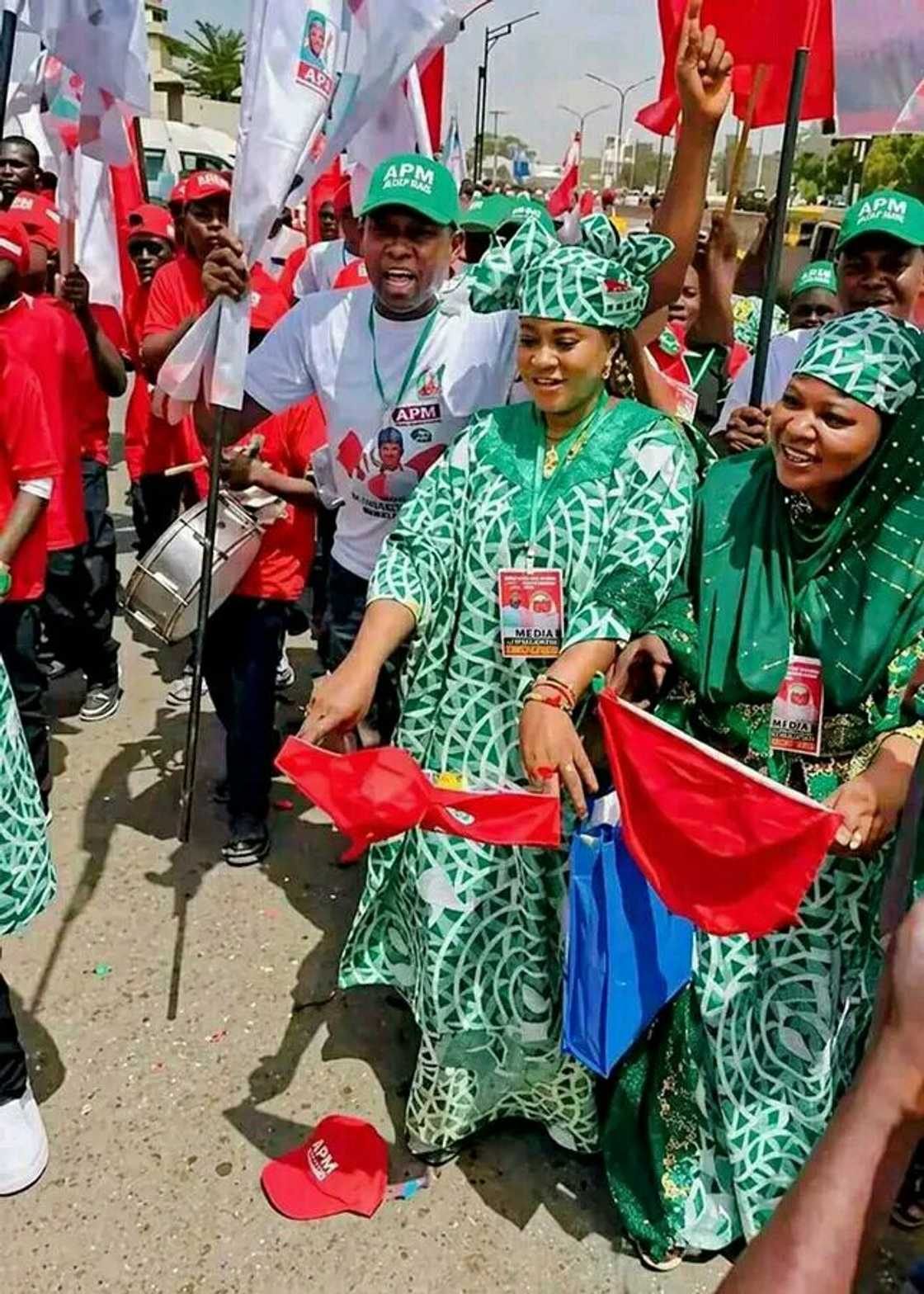 Yadda mata suka fita titi da dan kamfai a Kano