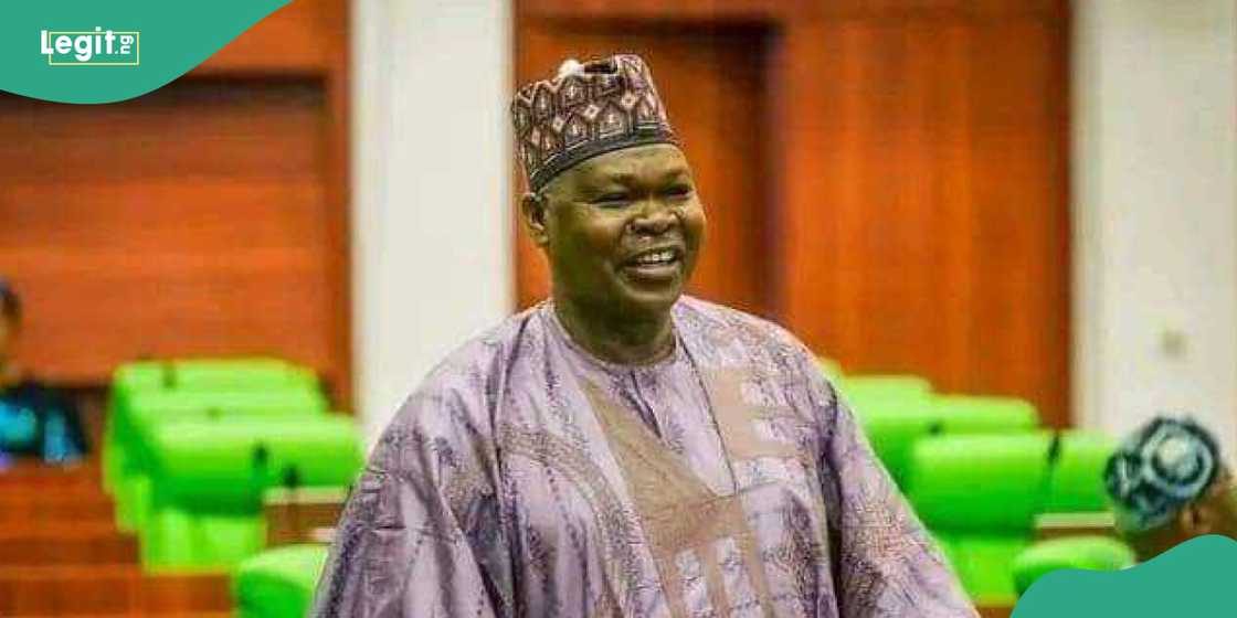 Ana shirin yi wa dan Majalisar Tarayya kiranye Ana shirin yi wa dan Majalisar Tarayya kiranye