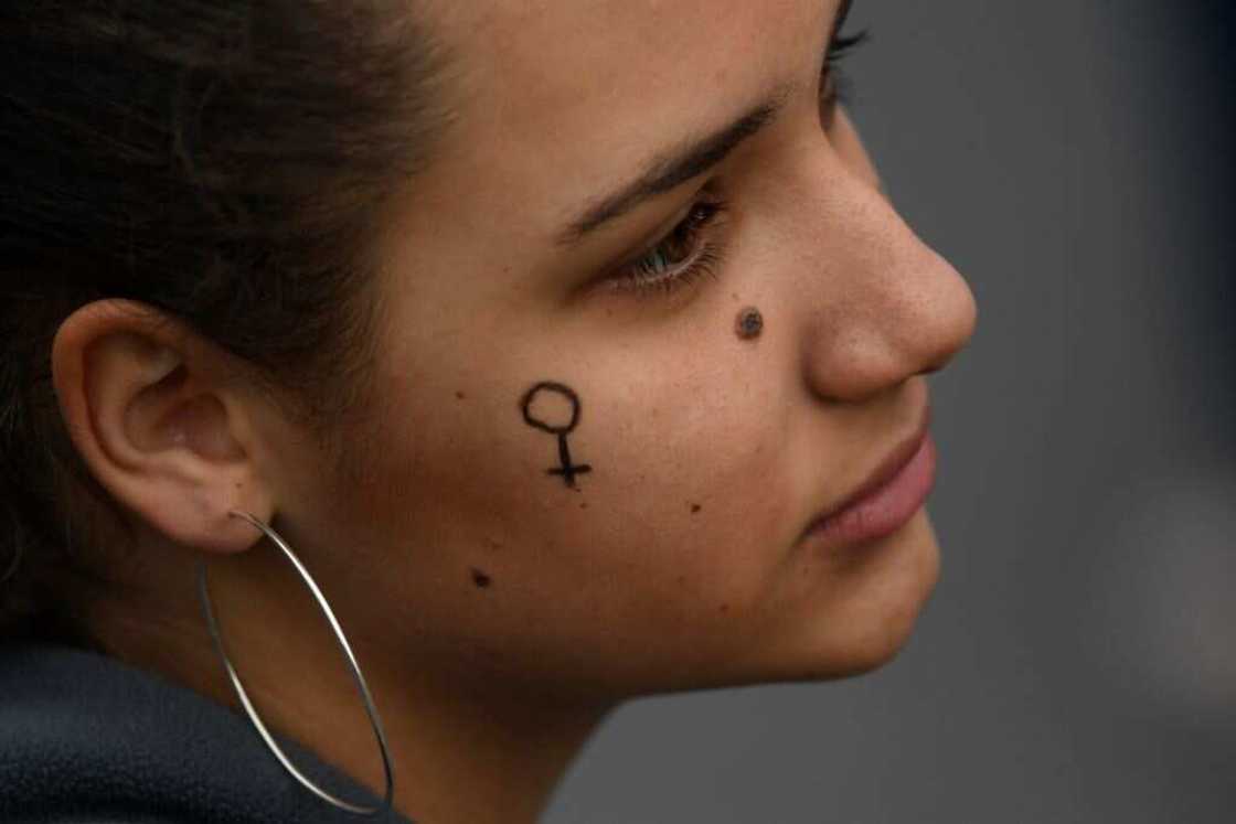 Things that represent strength Things that represent strength