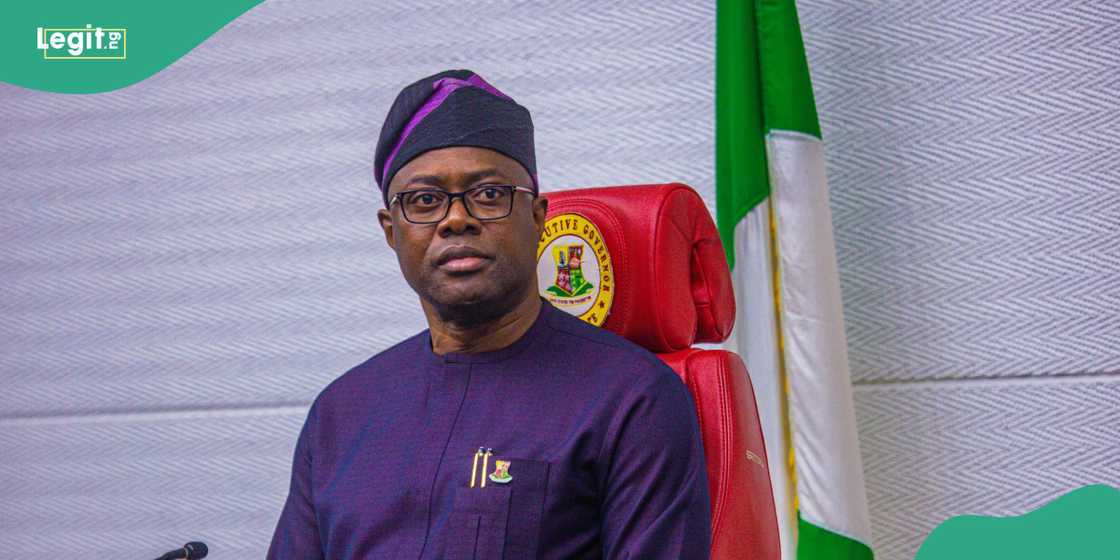 Oyo state governor Seyi Makinde hands over to his deputy, Barrister Bayo Lawal. Oyo state governor Seyi Makinde hands over to his deputy, Barrister Bayo Lawal.