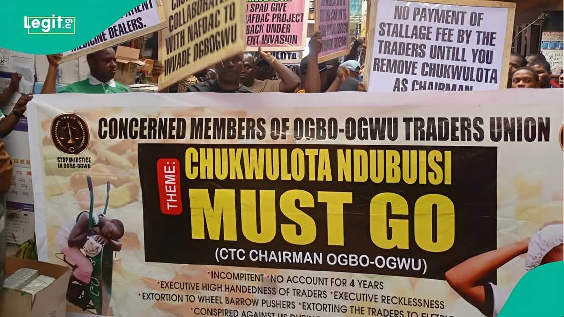 Fresh twist ahead of Anambra 2025 guber election as Ogbogwu Market traders ask Governor Charles Soludo to sack Ndubisi Chukwuleta, the caretaker chairman, for abusing office. Fresh twist ahead of Anambra 2025 guber election as Ogbogwu Market traders ask Governor Charles Soludo to sack Ndubisi Chukwuleta, the caretaker chairman, for abusing office.