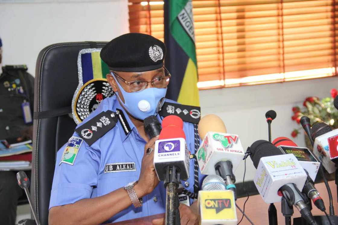 Police move against unknown gunmen, deploy 3,200 personnel to Imo state Police move against unknown gunmen, deploy 3,200 personnel to Imo state