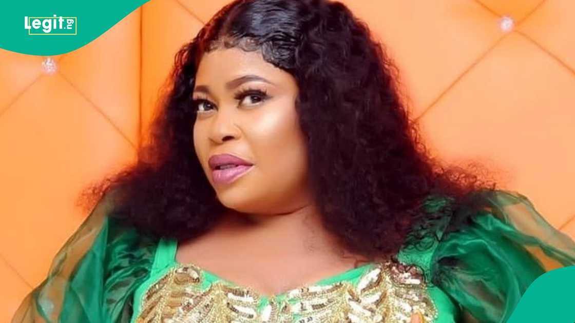 Yoruba movie industry thrown into mourning as actress Atinuke Kareem dies from cancer. Yoruba movie industry thrown into mourning as actress Atinuke Kareem dies from cancer.