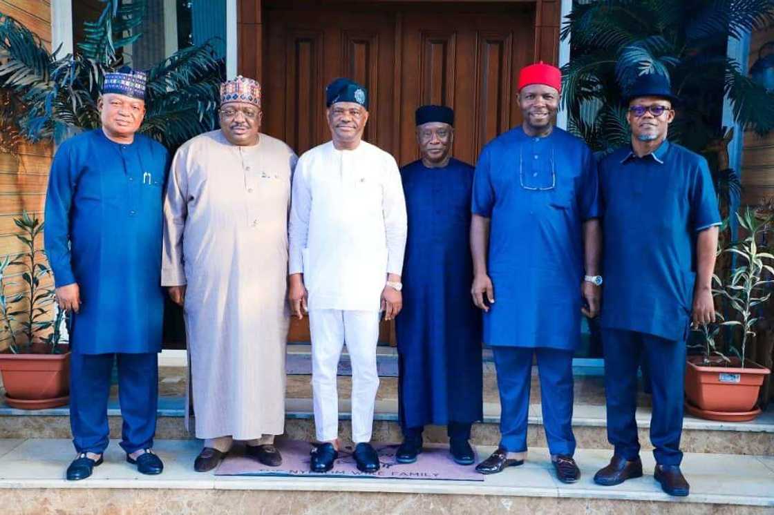 Sanatocin PDP da Wike. Sanatocin PDP da Wike.