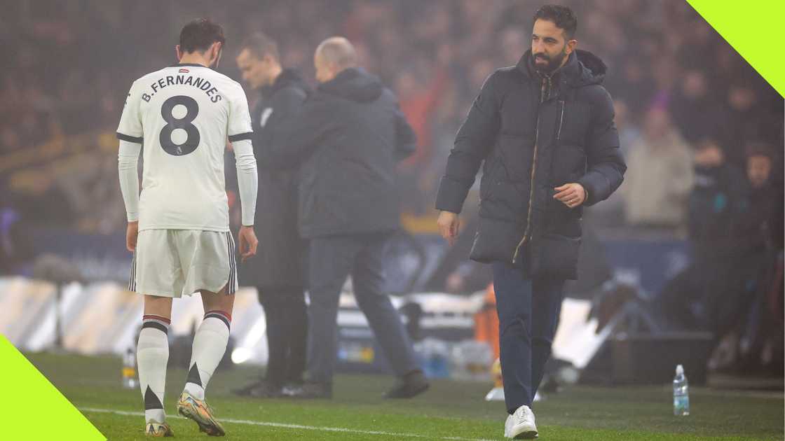 Bruno Fernandes, Ruben Amorim, Manchester United, Wolves, Molineux Stadium, Wolverhampton, England, Premier League. Bruno Fernandes, Ruben Amorim, Manchester United, Wolves, Molineux Stadium, Wolverhampton, England, Premier League.
