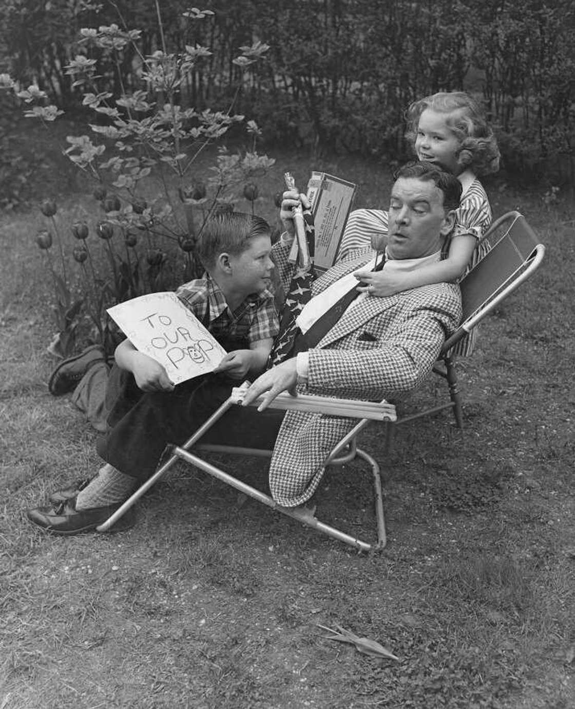 Who is Joey Heatherton's father? Who is Joey Heatherton's father?