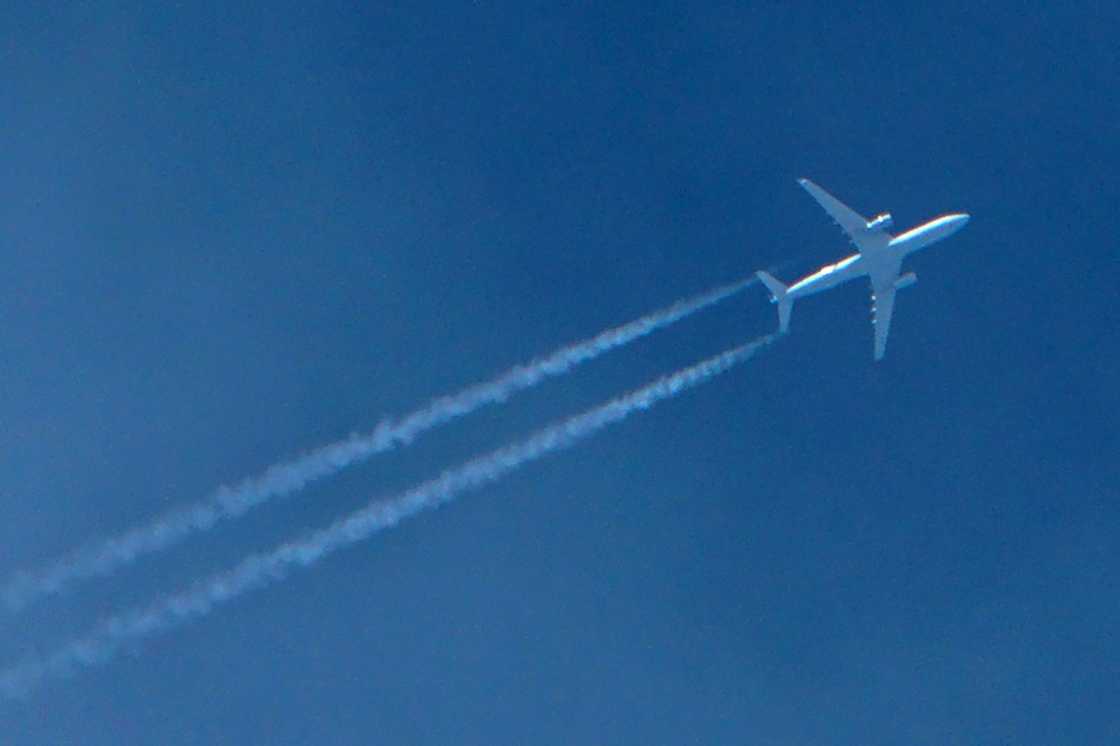Air passenger numbers are soaring Air passenger numbers are soaring