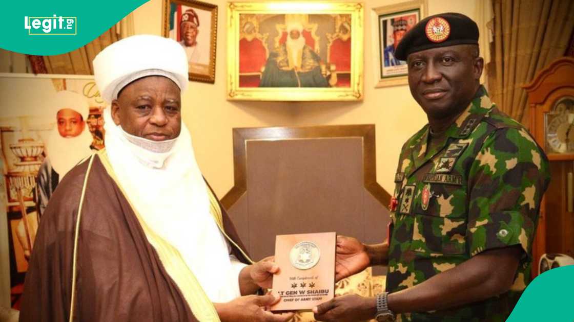 Sarkin Musulmi tare da shugaban sojin kasan Najeriya