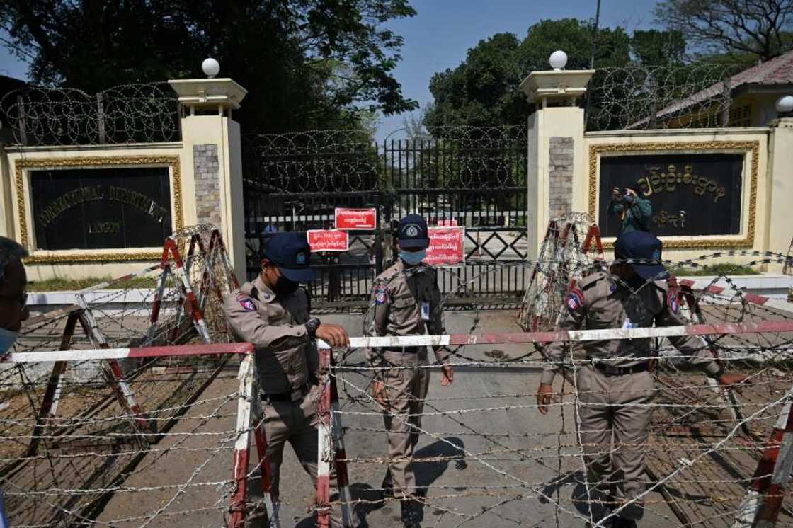 Families have gathered outside Insein prison in Yangon ahead of the announcement that Myanmar's junta will release 700 prisoners, including a former British ambassador, a Japanese journalist and an Australian adviser to Aung San Suu Kyi's government