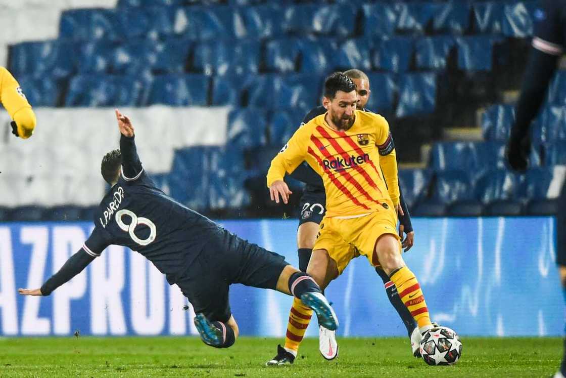 Leandro Paredes and Messi