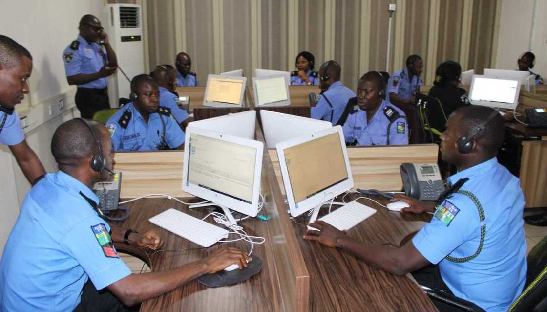 Yan Sanda Sun cafke wani mai sana'ar kafinta a Abuja Saboda ya Zargi Tsohon Minista Yan Sanda Sun cafke wani mai sana'ar kafinta a Abuja Saboda ya Zargi Tsohon Minista