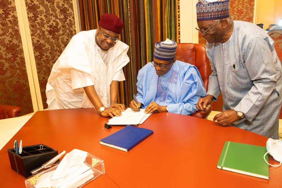 President Buhari sign into law startup bill President Buhari sign into law startup bill