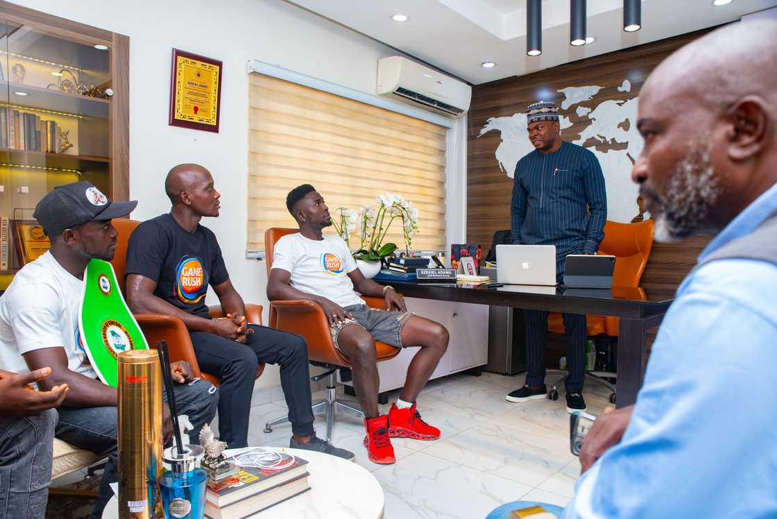 Balmoral Group hosts winners of Game Rush ‘Chaos in The Ring’ Boxing series Balmoral Group hosts winners of Game Rush ‘Chaos in The Ring’ Boxing series