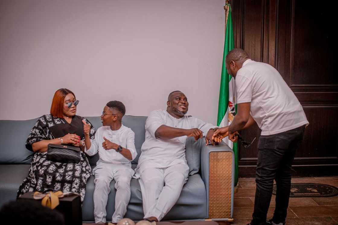 Mayor Lucky Igbokwe Receives Hero’s Welcome as Ohuhu Youth Forum Unity Cup Enters Final Stages Mayor Lucky Igbokwe Receives Hero’s Welcome as Ohuhu Youth Forum Unity Cup Enters Final Stages