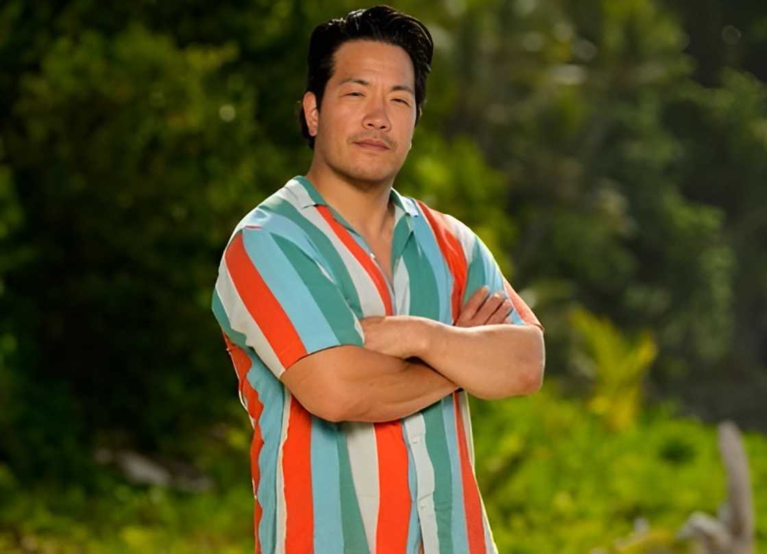 Sol Yi poses standing outdoors Sol Yi poses standing outdoors