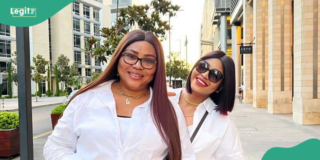 Fans rate Regina and mother's dance video Fans rate Regina and mother's dance video