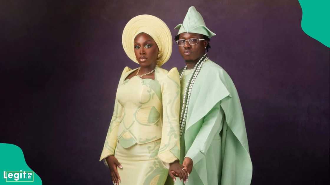 Nigerian singer Davido celebrates Zlatan Ibile and Davita Lamai at their traditional wedding alongside content creator OGB Nigerian singer Davido celebrates Zlatan Ibile and Davita Lamai at their traditional wedding alongside content creator OGB