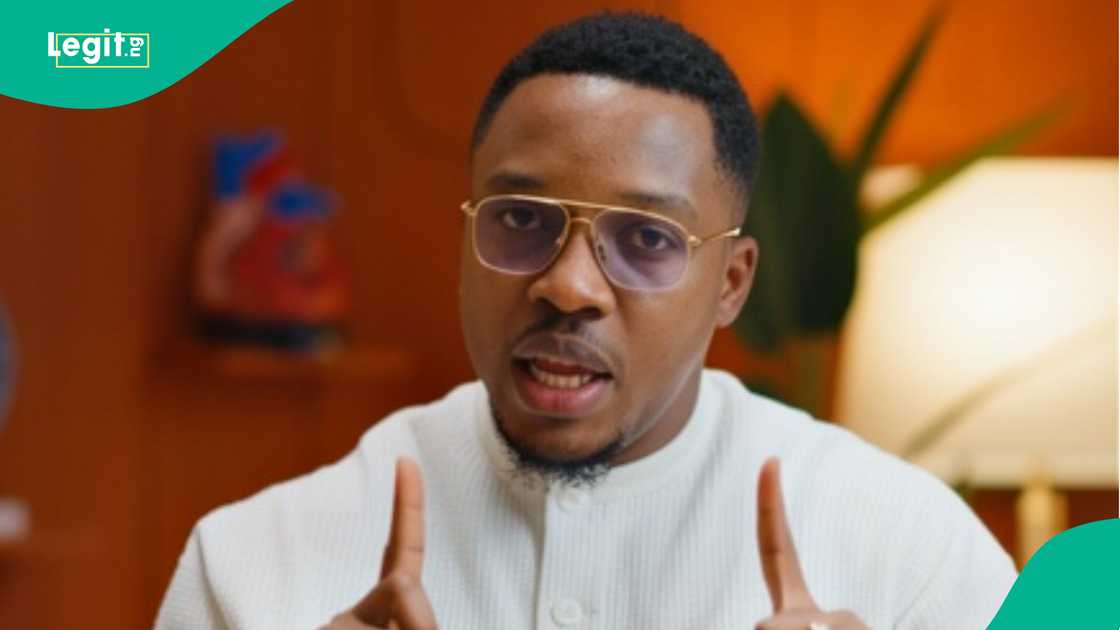 Aproko Doctor sends message to ulcer patients, lists things to take to help your stomach heal Aproko Doctor sends message to ulcer patients, lists things to take to help your stomach heal