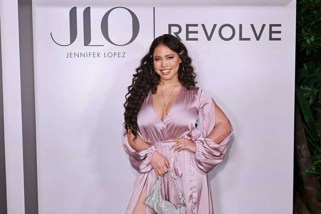 cute actresses under 20 cute actresses under 20