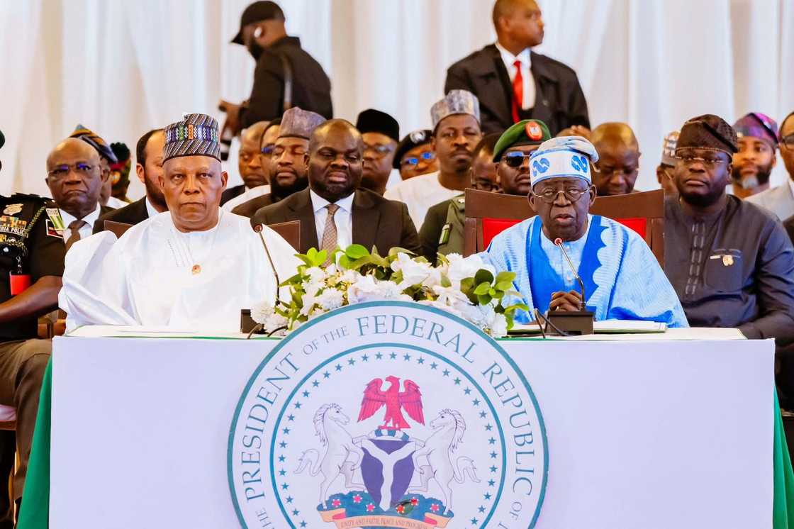 Kashim Shettima da Bola Tinubu sun halarci taron NEC Kashim Shettima da Bola Tinubu sun halarci taron NEC