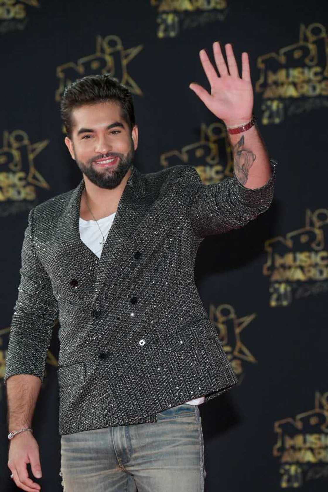 Kendji Girac: famille, âge, qui est le chanteur d’Évidemment?