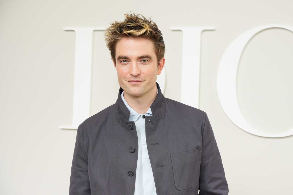 Robert Pattinson attends the Dior Homme Menswear Spring/Summer show as part of Paris Fashion Week in Paris, France Robert Pattinson attends the Dior Homme Menswear Spring/Summer show as part of Paris Fashion Week in Paris, France