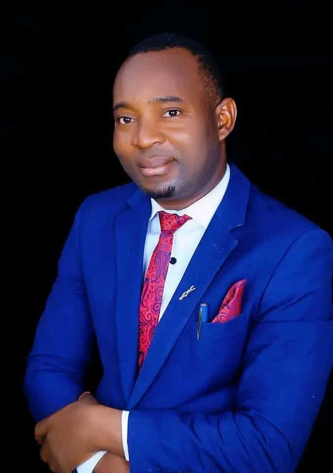 'Yan bindiga sun kashe likita a Abuja 'Yan bindiga sun kashe likita a Abuja