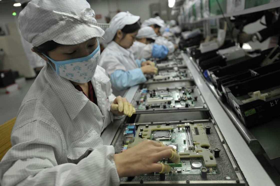 The lockdown of Foxconn's Zhengzhou factory has highlighted some of the risks of relying on zero-Covid China's manufacturing sector The lockdown of Foxconn's Zhengzhou factory has highlighted some of the risks of relying on zero-Covid China's manufacturing sector