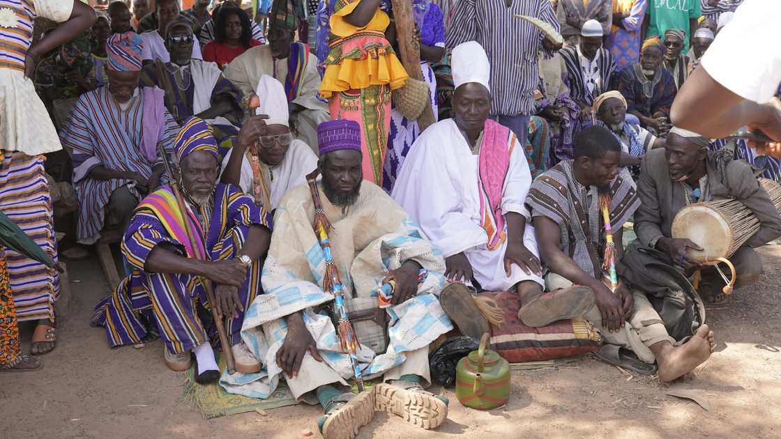Elders in an urgent meeting Elders in an urgent meeting