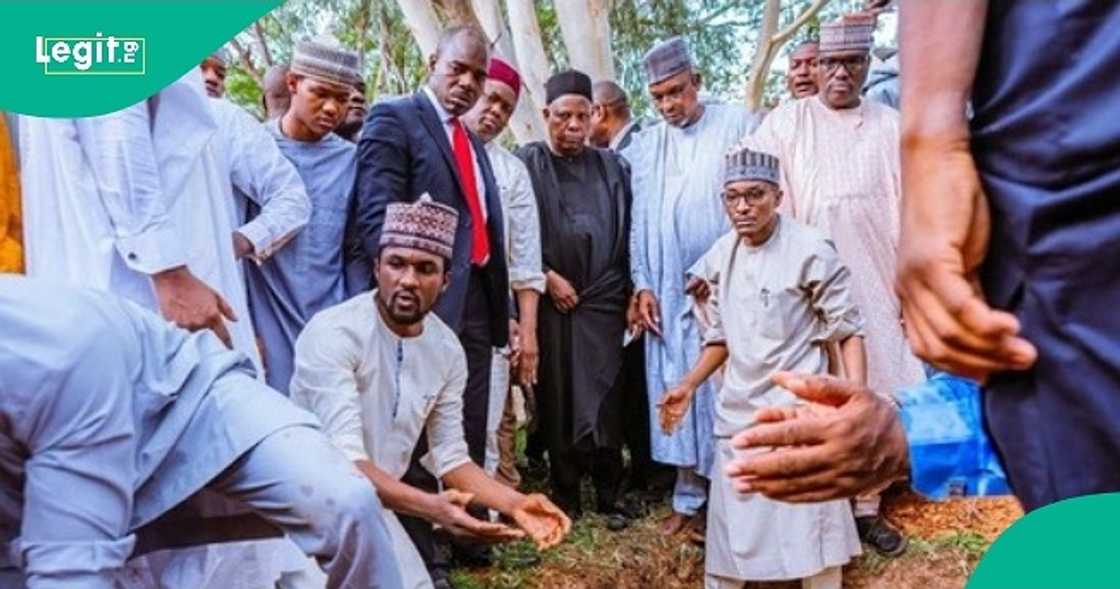Former President's son Yusuf acknowledged online for caring for his father and being strong during a hard time. Former President's son Yusuf acknowledged online for caring for his father and being strong during a hard time.