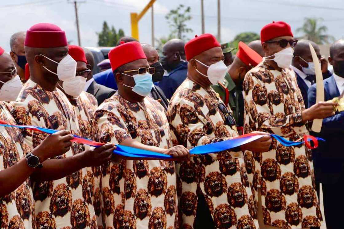 President Buhari commissions projects in Imo, meets with Southeast leaders