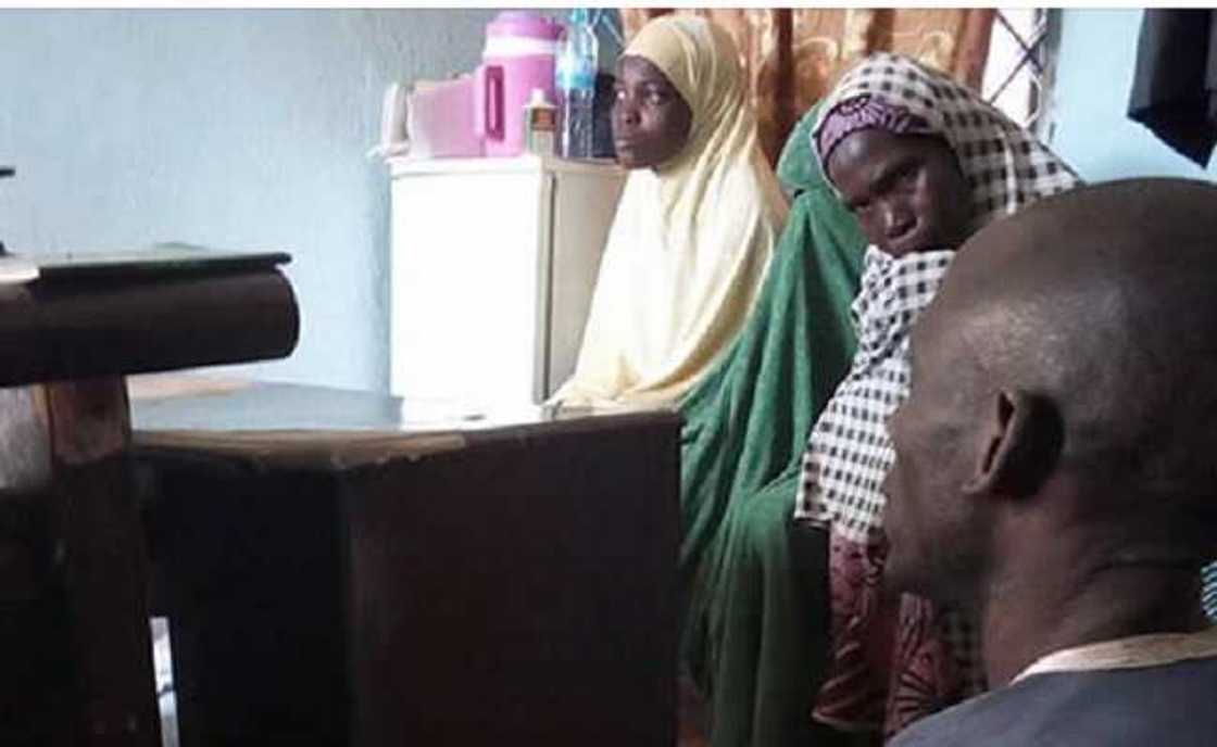 Rikicin ma’aurata: Magidanci ya daure matansa 2 da mari tsawon watanni 10 a Katsina Rikicin ma’aurata: Magidanci ya daure matansa 2 da mari tsawon watanni 10 a Katsina