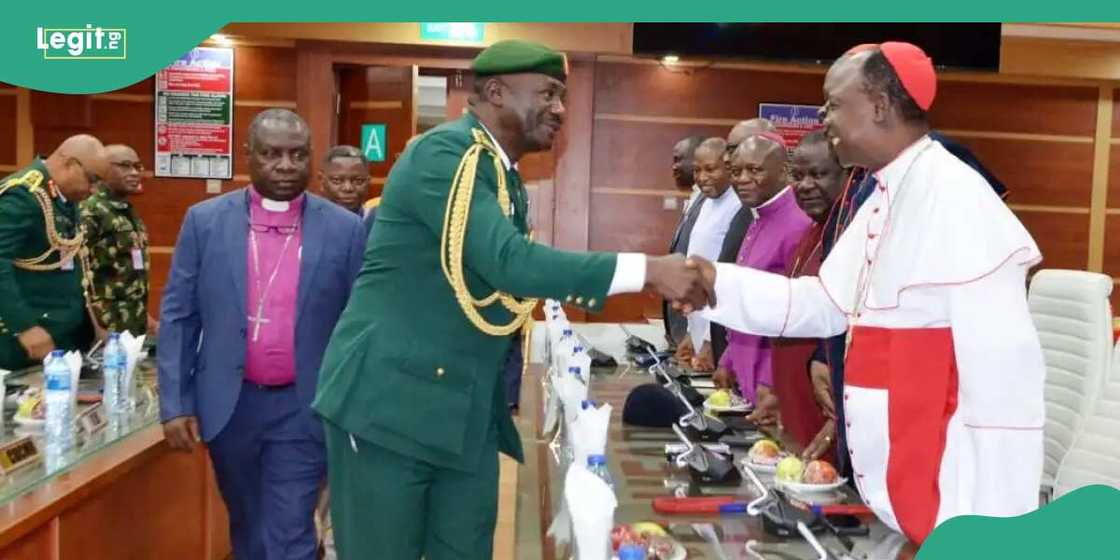 CDS Musa received the leadership of CAN in Abuja on Thursday, December 21 CDS Musa received the leadership of CAN in Abuja on Thursday, December 21