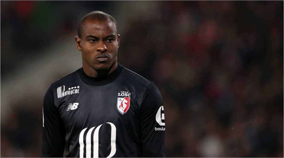 Vincent Enyeama: Former Nigerian goalkeeper tells Orji Uzor Kalu to invest in Enyimba