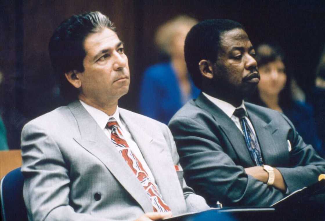Robert Kardashian and Carl Douglas, defence attorneys in the case of OJ Simpson in Los Angeles Robert Kardashian and Carl Douglas, defence attorneys in the case of OJ Simpson in Los Angeles