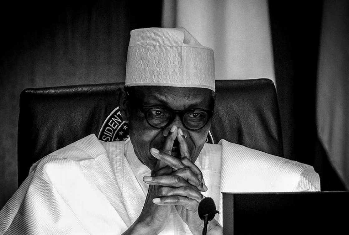 Rashin tsaro: Bani da tabbacin Buhari ya san halin da kasa ke ciki, Sanatan APC Rashin tsaro: Bani da tabbacin Buhari ya san halin da kasa ke ciki, Sanatan APC