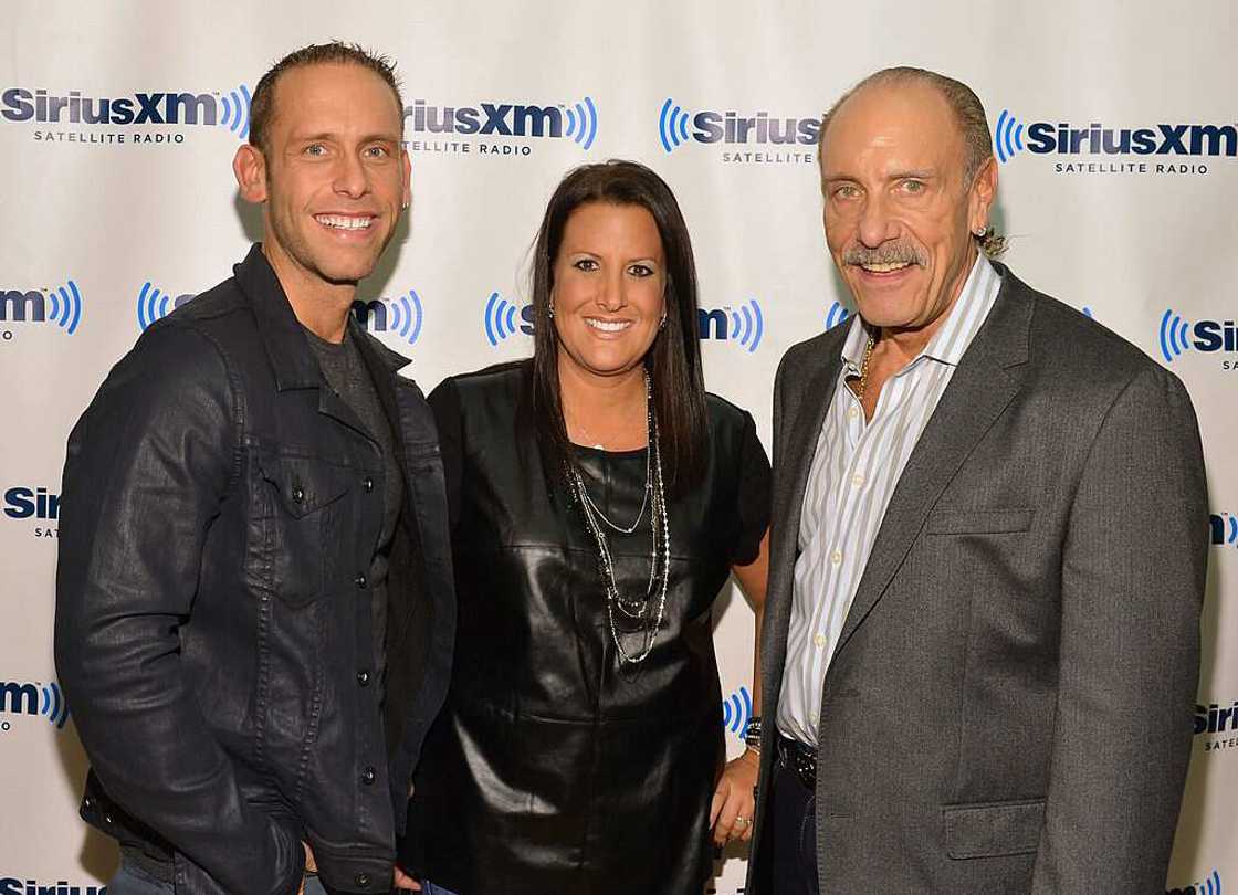 Les Gold and his children at SiriusXM Studios Les Gold and his children at SiriusXM Studios