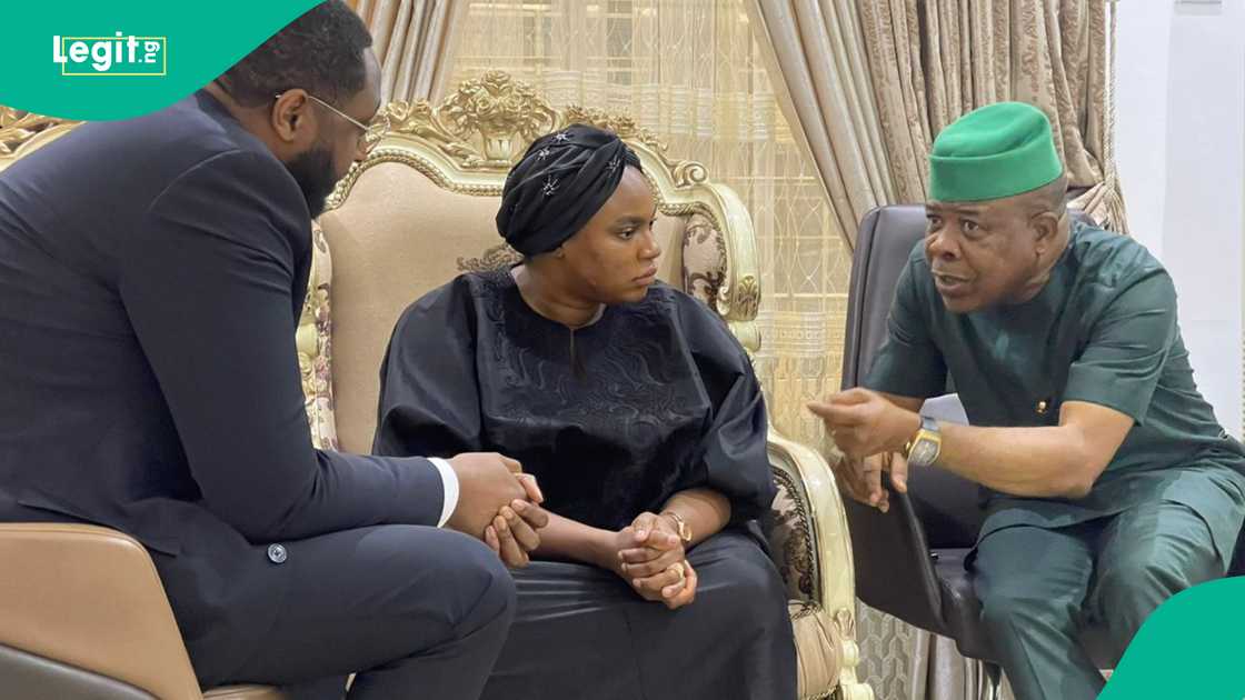 Iwuanyanwu/Ihedioha/Late Ohanaeze Ndigbo Leader Iwuanyanwu/Ihedioha/Late Ohanaeze Ndigbo Leader