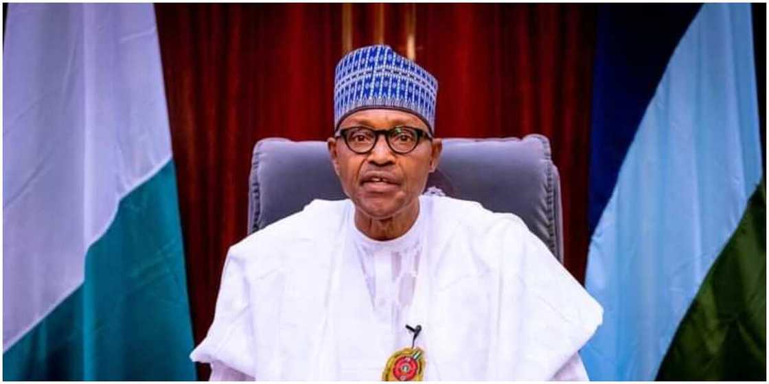 Nigerian Government told to increase price of fuel and stop subsidy Nigerian Government told to increase price of fuel and stop subsidy