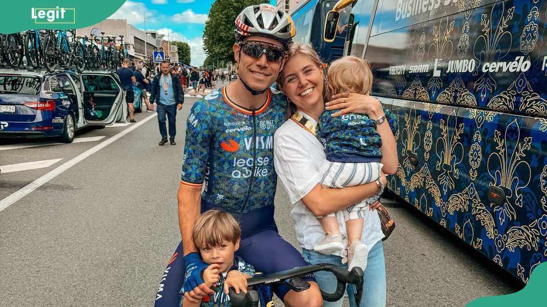 Wout van Aert with Sarah de Bie and their sons at the cycling event Wout van Aert with Sarah de Bie and their sons at the cycling event