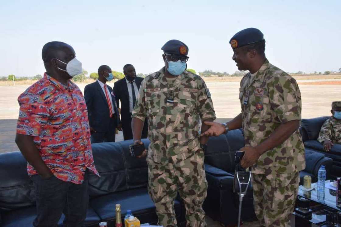 Jami'an Sojoji sun ragargaji yan bindiga a garin Birnin Gwari a jihar Kaduna Jami'an Sojoji sun ragargaji yan bindiga a garin Birnin Gwari a jihar Kaduna