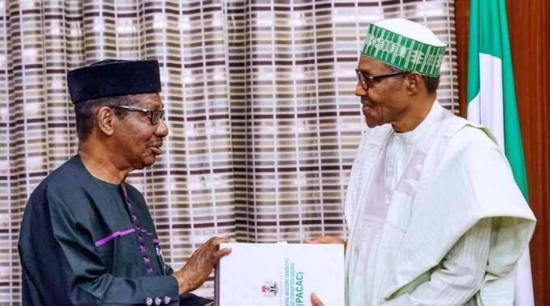 Abubakar Malami SAN ya na dawo da yakin da ake yi da barayi baya - Lauya Abubakar Malami SAN ya na dawo da yakin da ake yi da barayi baya - Lauya