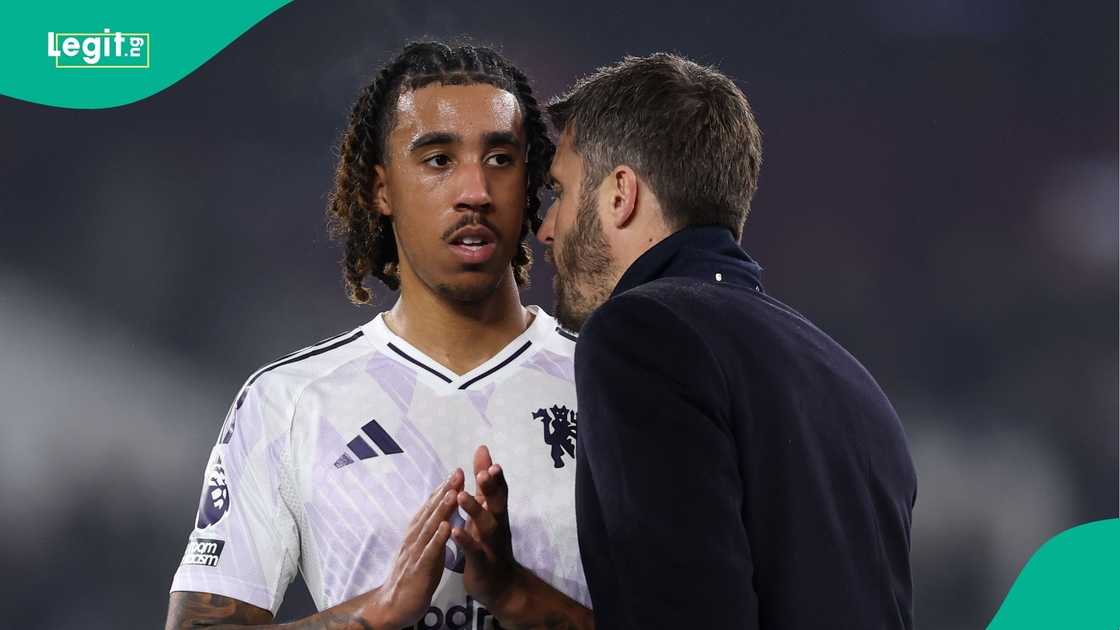 Manchester United, Leny Yoro, Michael Carrick, England, Premier League, Europe.