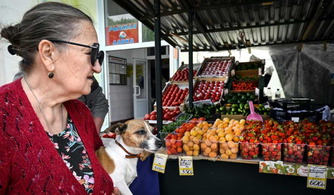 Russians have grappled with inflation that stood at over eight percent in October, double the central bank's target Russians have grappled with inflation that stood at over eight percent in October, double the central bank's target