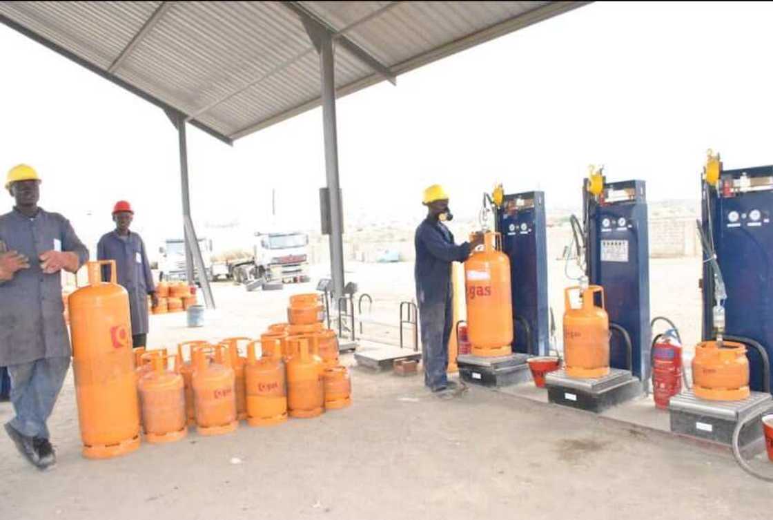 Hawan farashi: Ana hasashen tsadar iskar gas zai kai N10k a 12.5 nan gaba kadan Hawan farashi: Ana hasashen tsadar iskar gas zai kai N10k a 12.5 nan gaba kadan
